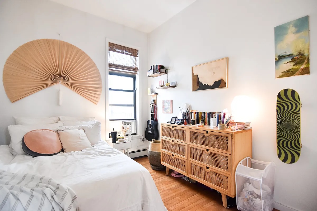 Quirky Hoboken Apartment - Image 2